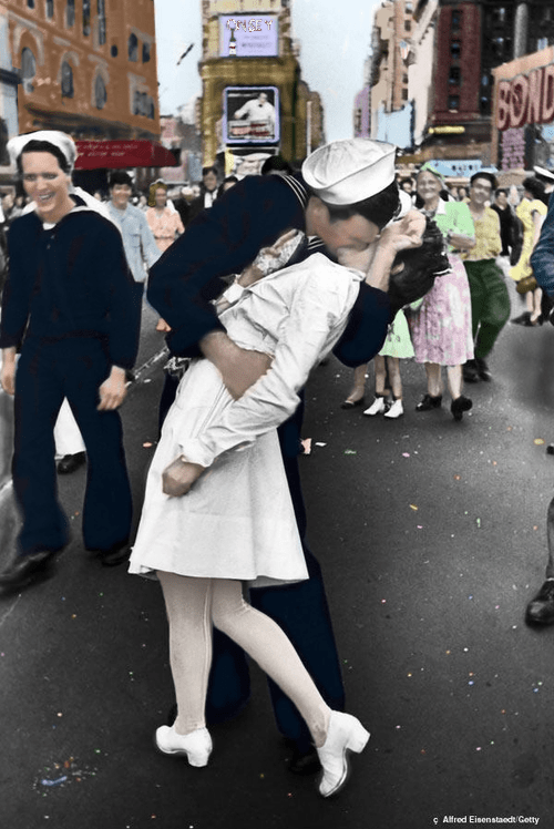 kissing sailor colorized