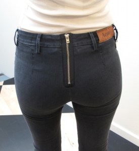 tumblr_girl_in_jeans